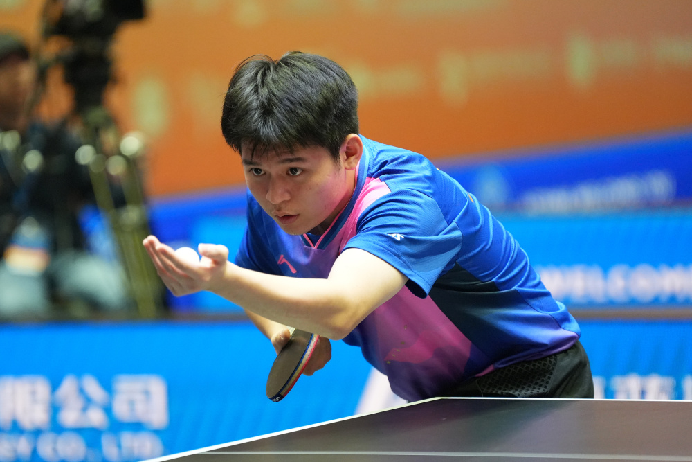 上届冠军球 上届冠军球